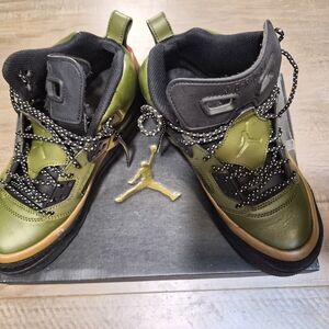 Jordan Kids' Green and Black Sneakers